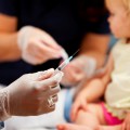 делать ли прививки ребенку