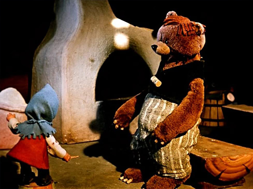 Советский мультфильм Машенька и медведь