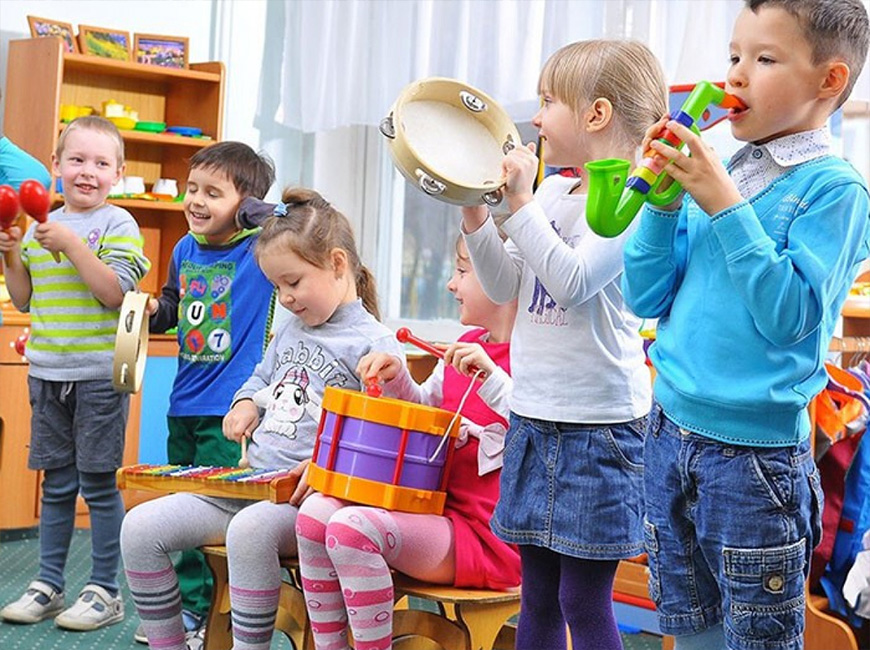 Активные игры на улице для малышей Играем в оркестре