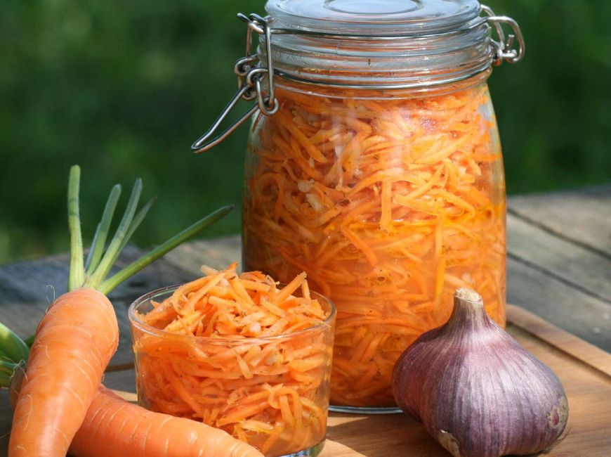 Рецепт маринованного чеснока с морковью на зиму