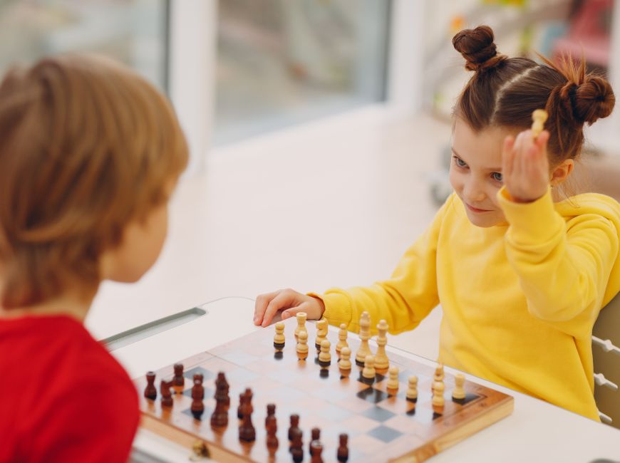 Самое безопасное спортивное занятие для девочек шахматы