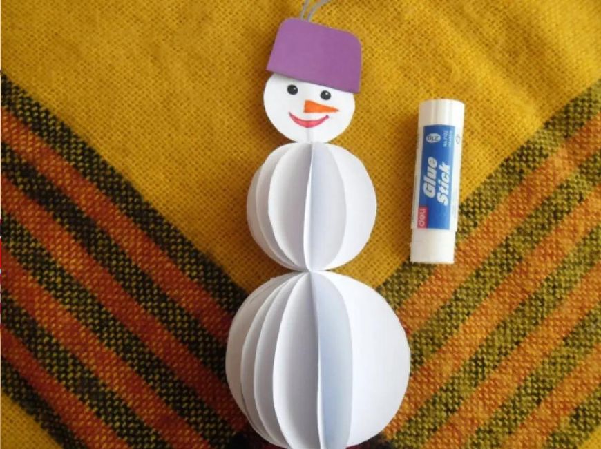 Снеговик из бумаги на Новый год в детский сад